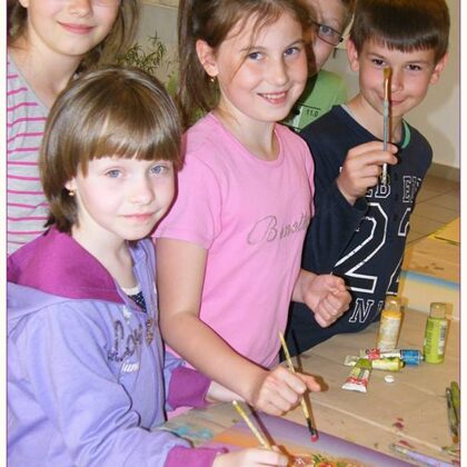 Mosolyogva szebb virágcsendélet készül.