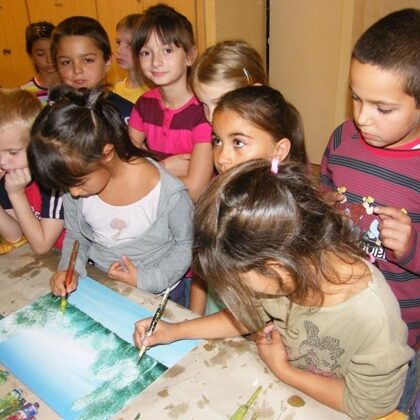 Ketten is ide férünk!