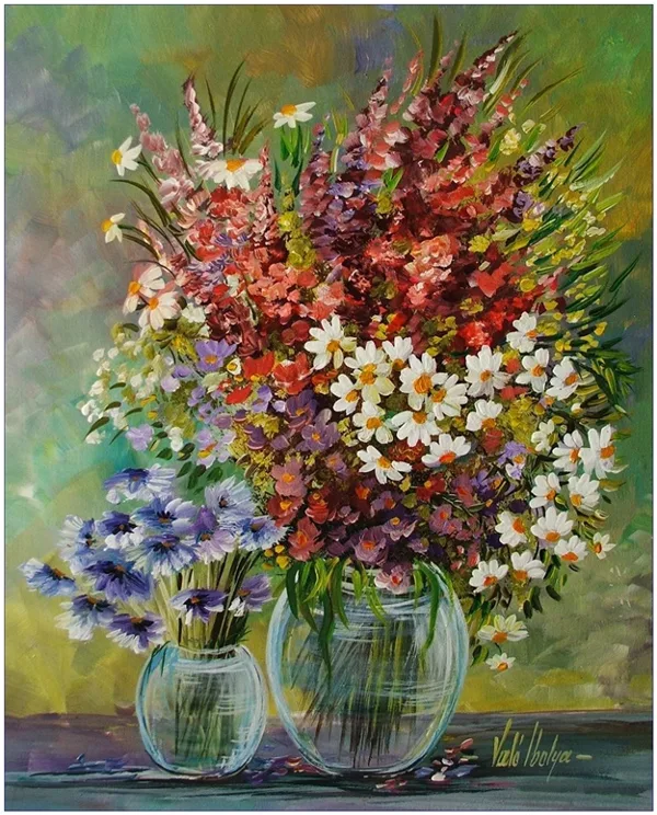 Apró virágok üveg vázában 40x35 cm - eladva