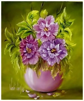 Violet Valo - Romantic Small Bouquet, 30x25 cm